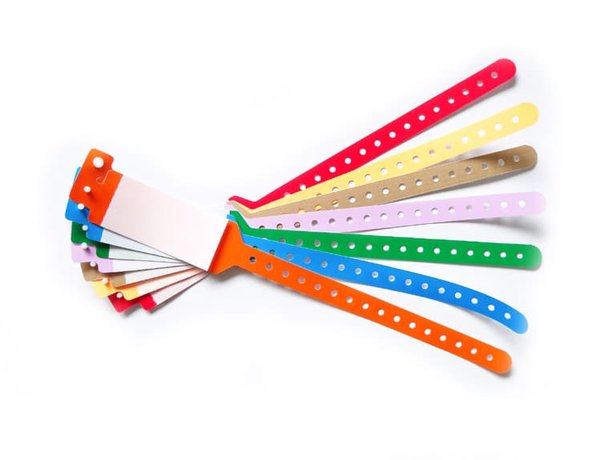 Bracelet d'identification pour piscine : quel matériau faut-il choisir ?